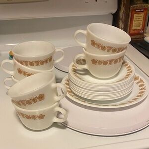 21 Piece Corning Corelle Butterfly Gold White Cup Saucer Salad Desert Plate Set
